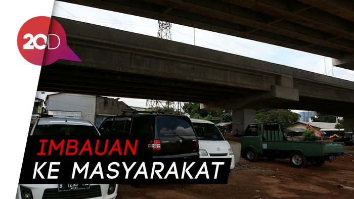 Awas! Jangan Lagi Parkir di Kolong Tol Becakayu