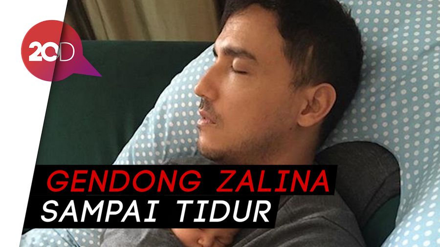 Potret Hamish Daud Jadi Ayah Baru