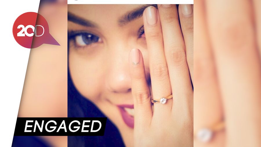 Pria Inikah yang Berhasil Meluluhkan Hati Rina Nose?