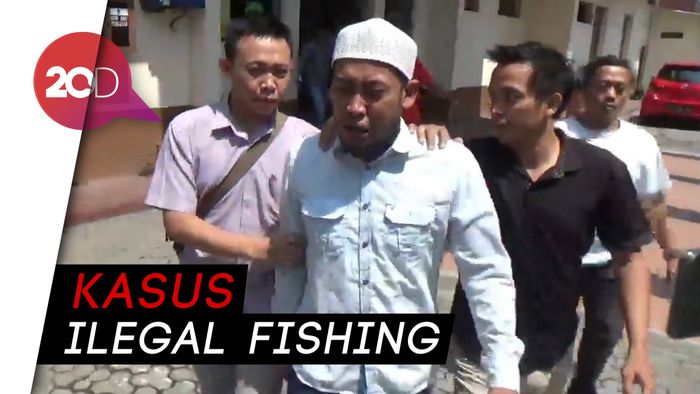 Nahkoda Ini Menangis Usai Divonis 5 Bulan Bui 
