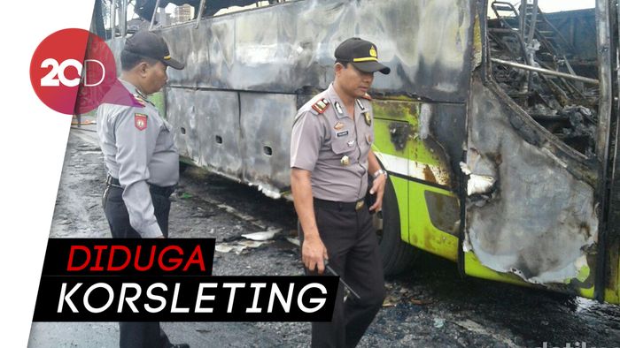 Api Menyala-nyala, Lahap Habis Bus Eksekutif Agra Mas