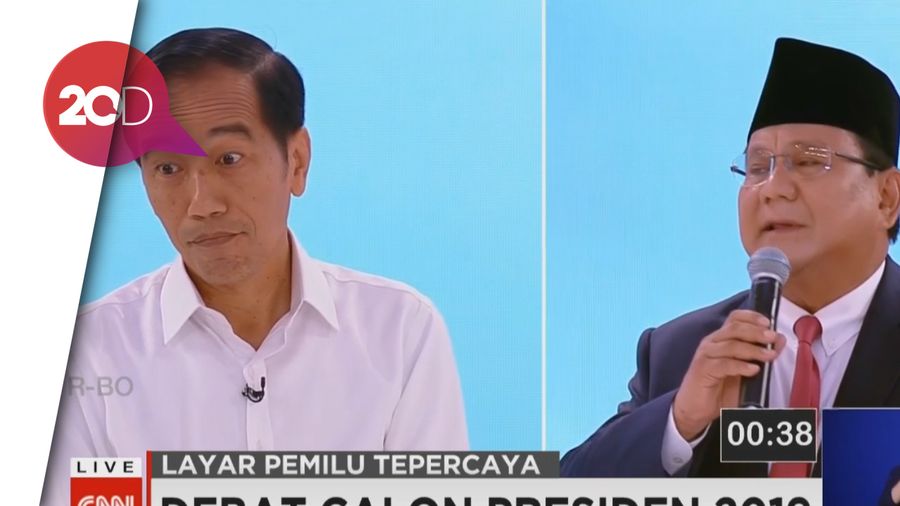 Ekspresi Jokowi Saat Diserang Infrastruktur oleh Prabowo