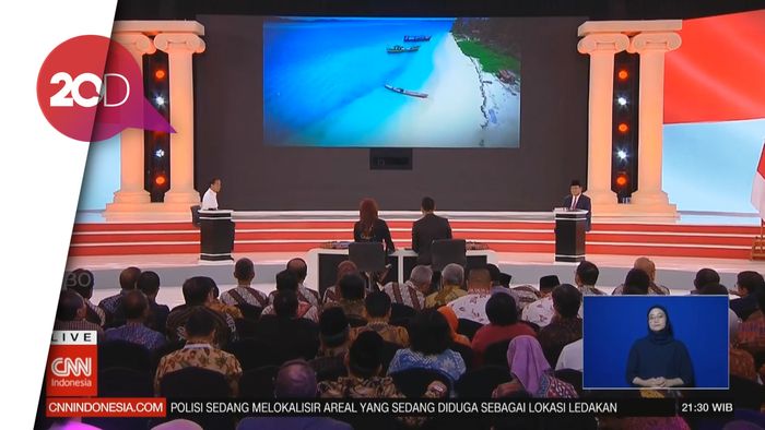 Jokowi Pamer Perizinan Nelayan, Prabowo Mau Buat BUMN Perikanan