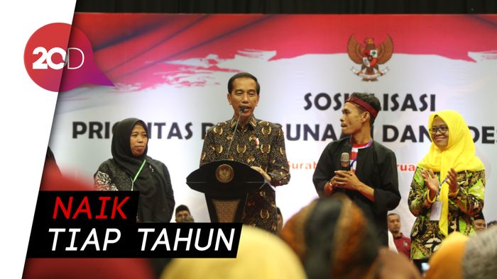 Di Depan Kepala Desa, Jokowi Pamer Gendutnya Dana Desa