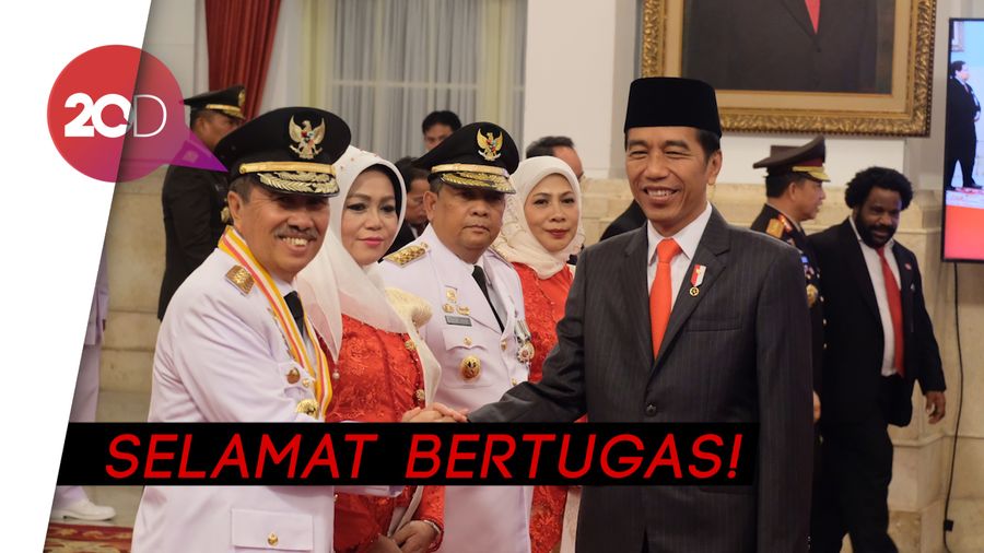 Sah! Jokowi Lantik Syamsuar Jadi Gubernur Riau