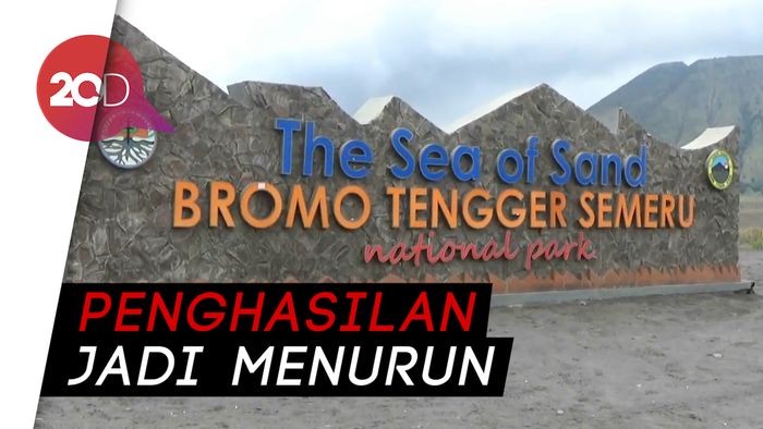 Dampak Semburan Abu Vulkanik, Wisatawan Bromo Menurun