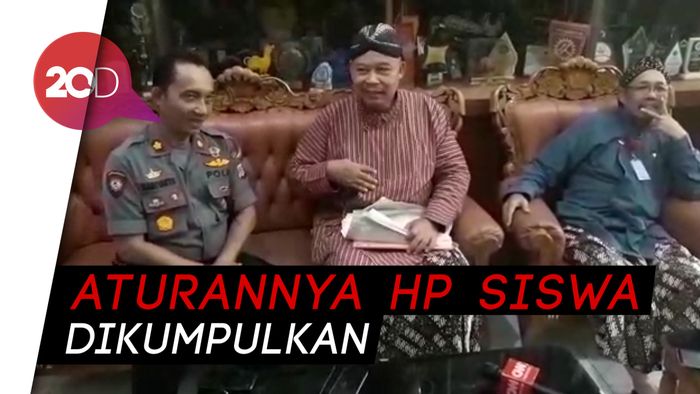 Pengakuan Guru yang Ditantang Siswa gara-gara Sita HP