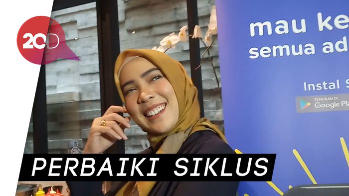 Sebelum Program Anak, Fitri Tropica Fokus Sembuhkan Penyakitnya 