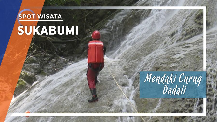 Mendaki Curug Dadali di Sukabumi
