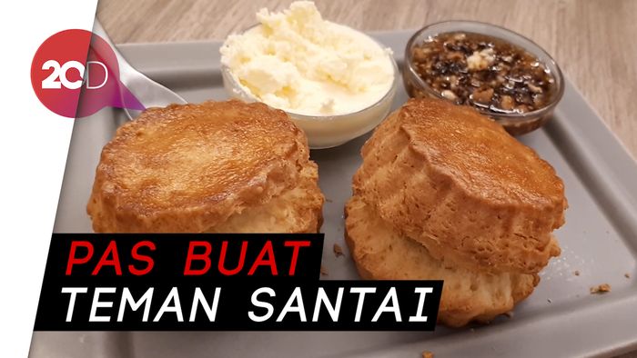 Nyamm.. Nikmatnya Icip Matcha Tea Latte dan Soft Cream!