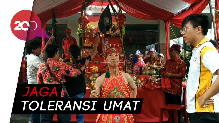 Rayakan Cap Go Meh, Menko PMK Ingatkan Bhinneka Tunggal Ika