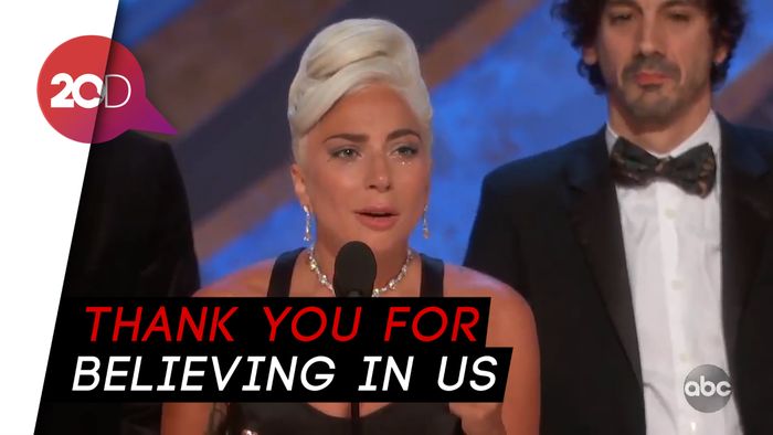 Puja-puji Romantis Lady Gaga untuk Bradley Cooper di Panggung Oscar