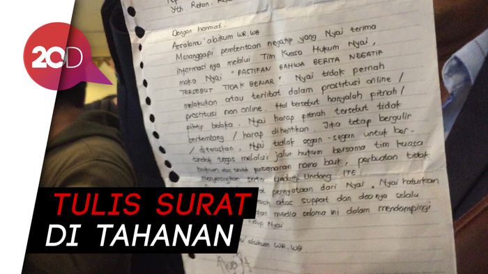 Roro Fitria Sedih Namanya Dikaitkan dengan Prostitusi Online