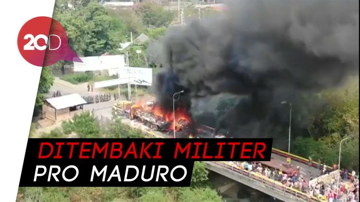 Truk Berisi Bantuan ke Venezuela Terbakar!