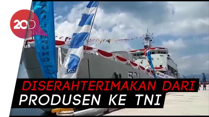 KRI Teluk Lada-521 ‘Pengangkut Tank’ Resmi Perkuat TNI AL