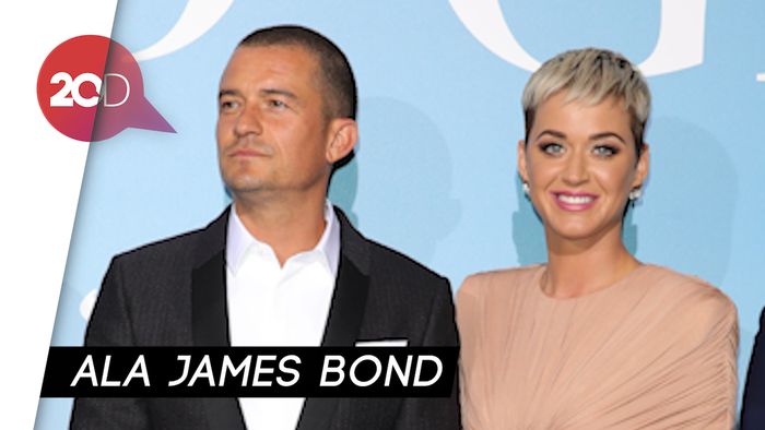Cerita Manis Katy Perry Dilamar Orlando Bloom di Helikopter