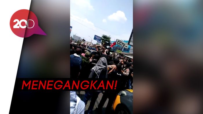 Detik-detik Kericuhan yang Picu Tembakan di Kampanye Prabowo
