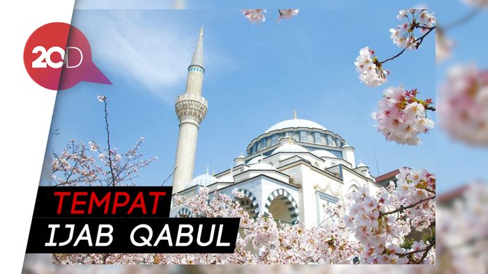 Melihat Masjid Tempat Syahrini-Reino Barack Menikah