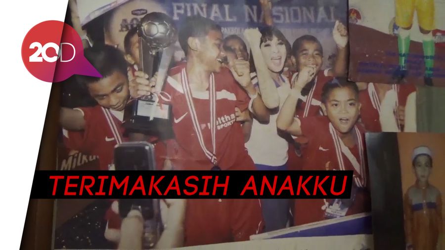 Kebanggaan Sang Ayah Untuk Pencapaian Nurhidayat