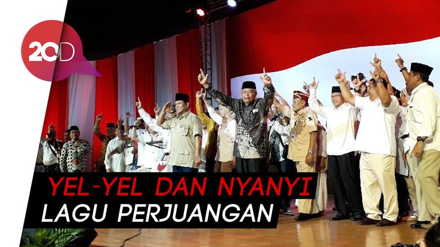 Kemeriahan Massa Sambut Prabowo di Deklarasi Purnawirawan TNI/Polri