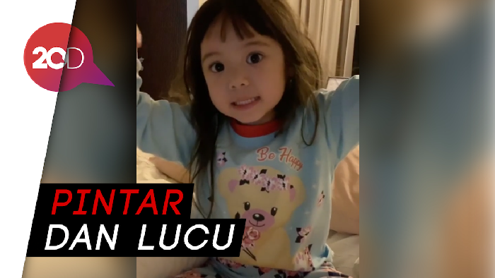 Aksi Gempi Saat Lagi Nyanyi yang Bikin Gemas