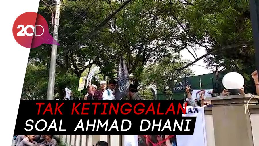 Massa Pendukung Habib Bahar Orasi Kriminalisasi sampai Pembubaran HTI