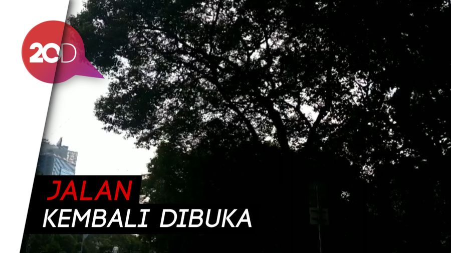 Massa FUI Bubarkan Diri, Tinggalkan Kantor KPU