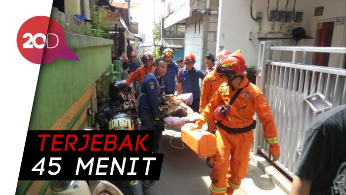 Hendak Mandi, Wanita Terperosok ke Sumur Sedalam 12 Meter 