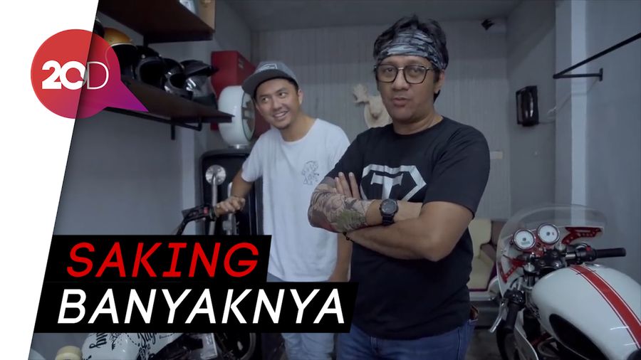 Omesh Sebut Sang Istri Nggak Tahu Jumlah Koleksi Motor Antiknya