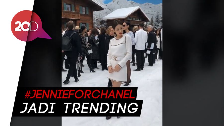 Kecantikan Jennie BLACKPINK di Gelaran Chanel Sedot Perhatian