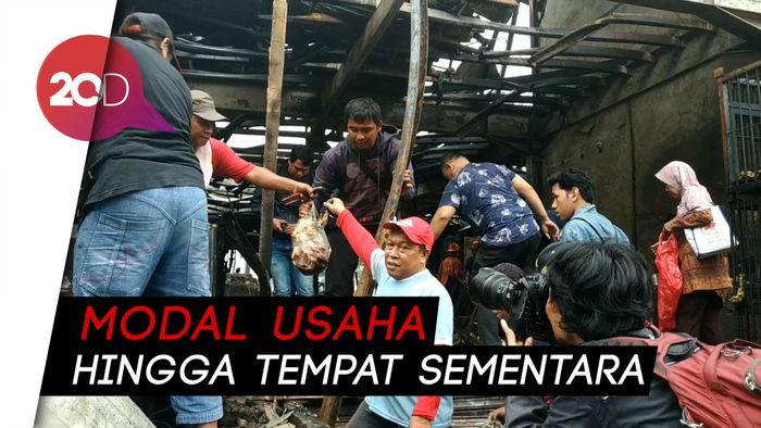  Tinjau Kebakaran Pasar Blok A, Anies Janjikan Bantuan