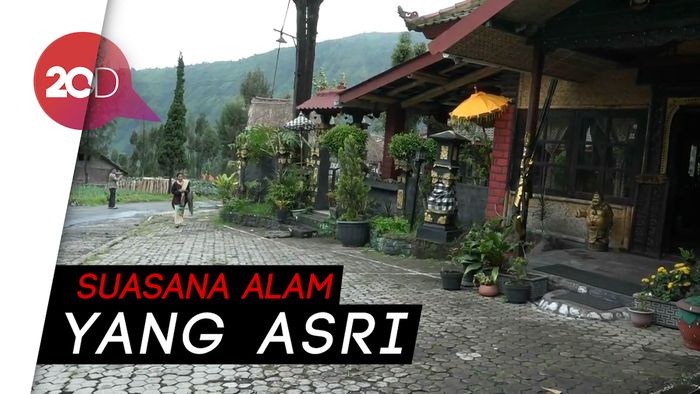 Senangnya Para Turis Menikmati Nyepi di Sekitar Gunung Bromo 