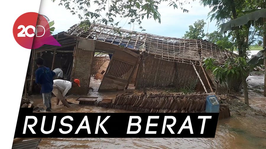 Tanggul Anak Sungai Bengawan Solo Jebol, 2 Rumah Ambruk