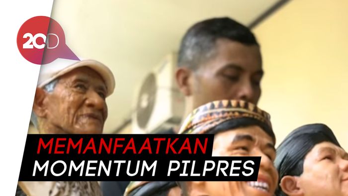 Kreatif! Seniman Ini Buat Figur Mini Capres