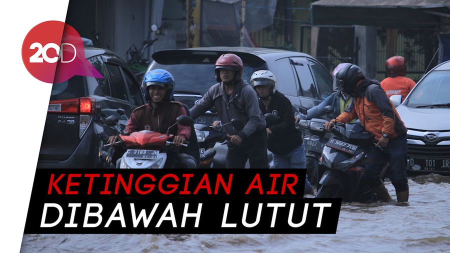 Motor Mogok saat Terobos Banjir di Dayeuhkolot-Banjaran
