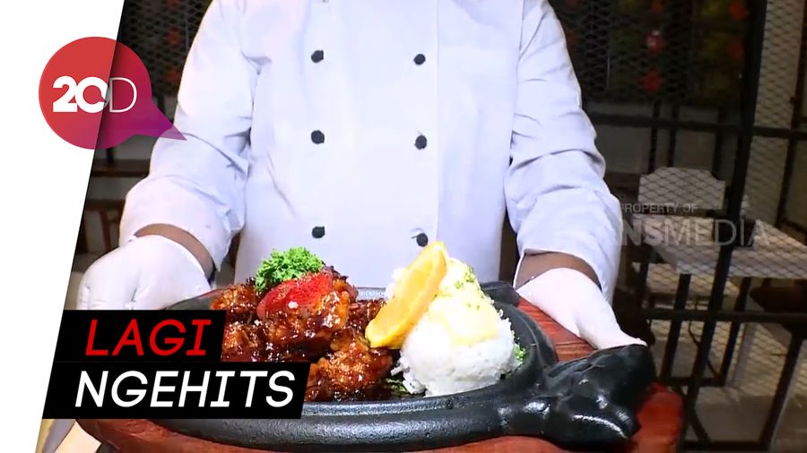 Nyammm! Unik Banget Makan Ikan Dori Saus Strawberry Madu