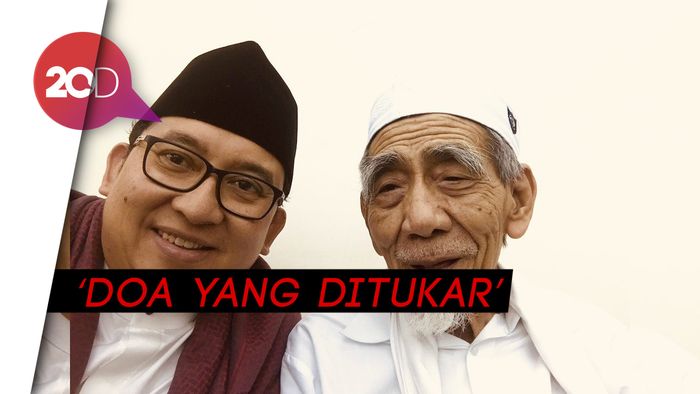 Mbah Moen ke Fadli Zon: Segala Perbuatan Ada Penilaian dari Tuhan