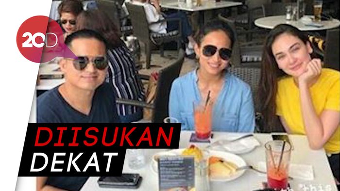 Klarifikasi Luna Maya Seputar Foto Bersama Faisal Nasimuddin