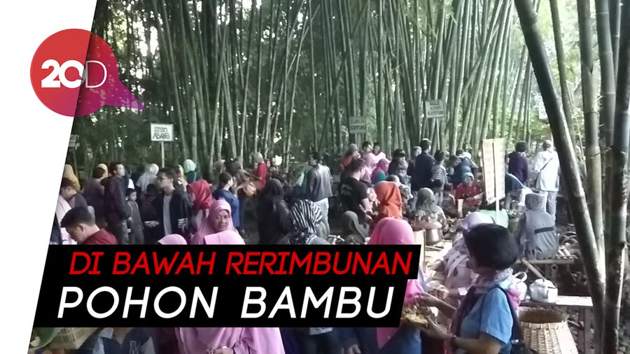 Asyiknya Jajan di Pasar Papringan yang Unik