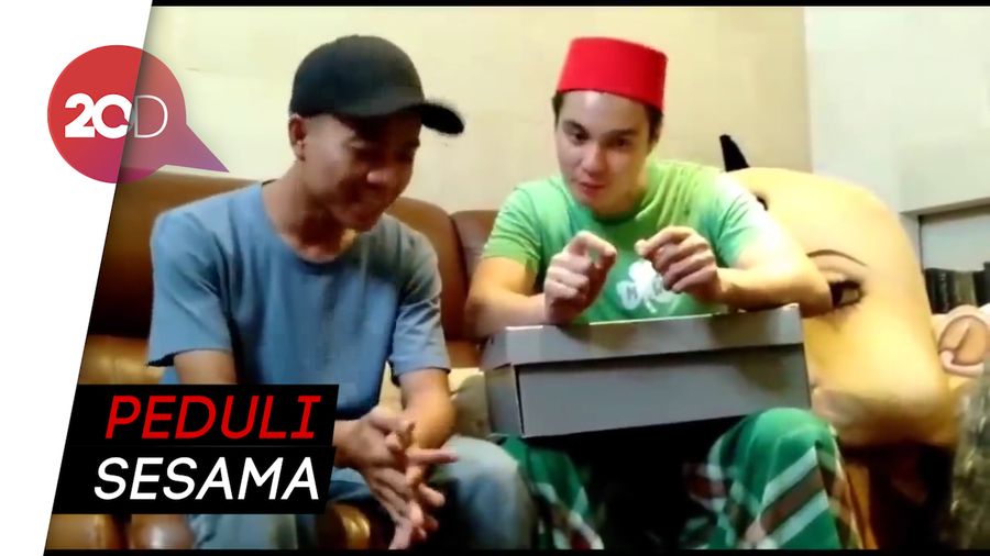 Dapat Hadiah dari Baim Wong, Siswa Ini Bagikan pada Teman dan Guru