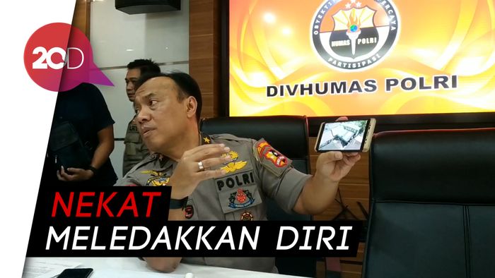 Abu Hamzah Akui Istrinya Lebih Militan dari Dirinya