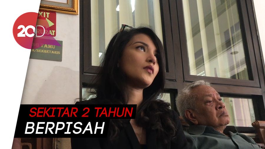 Bertemu Anak di Sekolah, Tangis Tsania Marwa Pecah