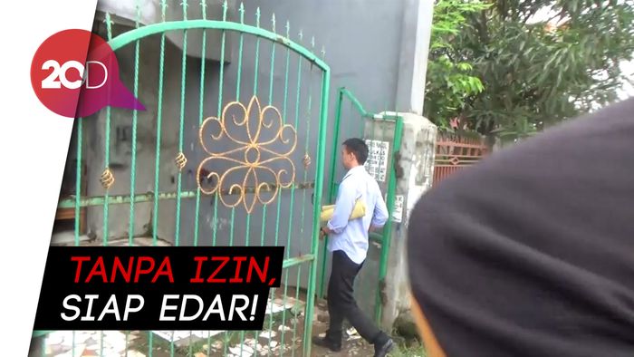 Gerebek Kos-kosan di Makassar, Polisi Sita Ribuan Kosmetik Ilegal