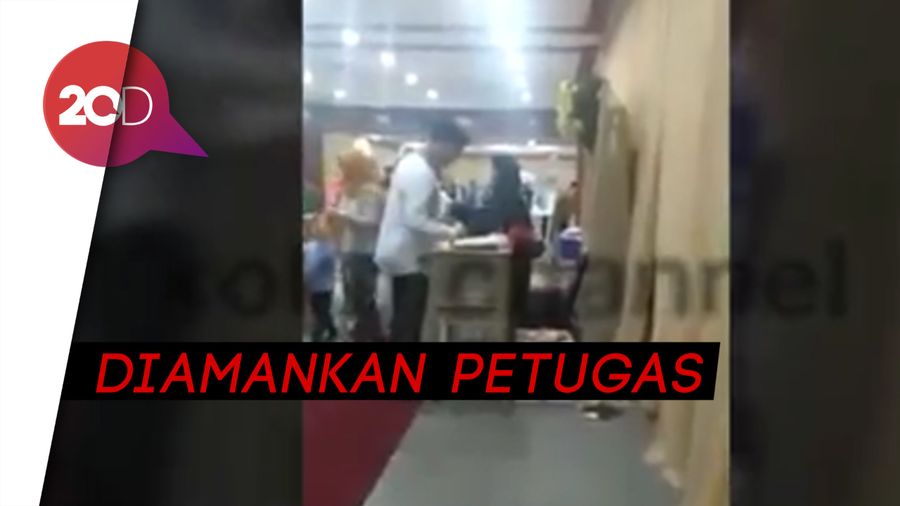 Heboh! Ibu-Anak Curi Amplop Kondangan di Jaksel