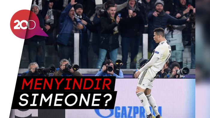  Ikuti Ronaldo, Douglas Costa Juga Selebrasi Tak Senonoh