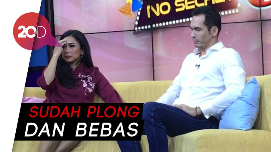 Atalarik Syah Talak 3 Tsania Marwa Live di Televisi