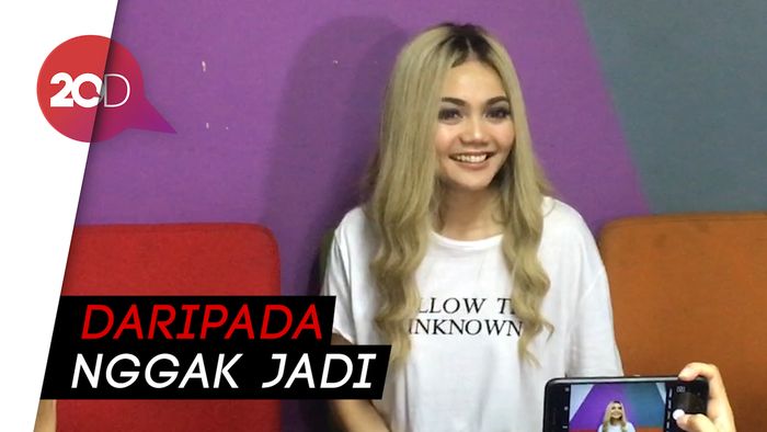 Tak Mau Gagal Lagi, Rina Nose Rahasiakan Tanggal Pernikahan
