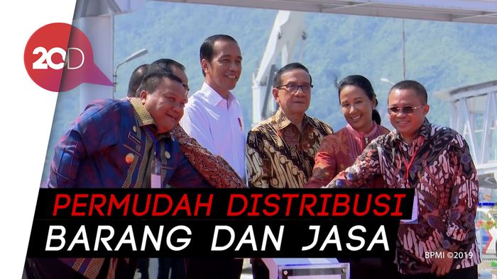 Jokowi Resmikan Penataan dan Pengembangan Pelabuhan Sibolga
