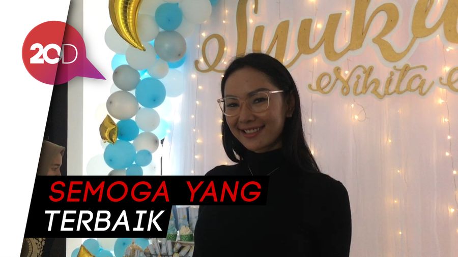 Kalina Oktarani Salut dengan Tunangan Deddy Corbuzier