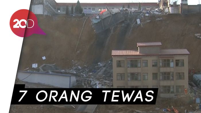 Longsor di China, 2 Rumah dan Pemandian Umum Ambruk